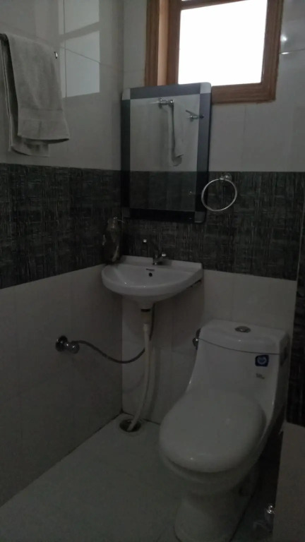 Airport Hotel Mahal