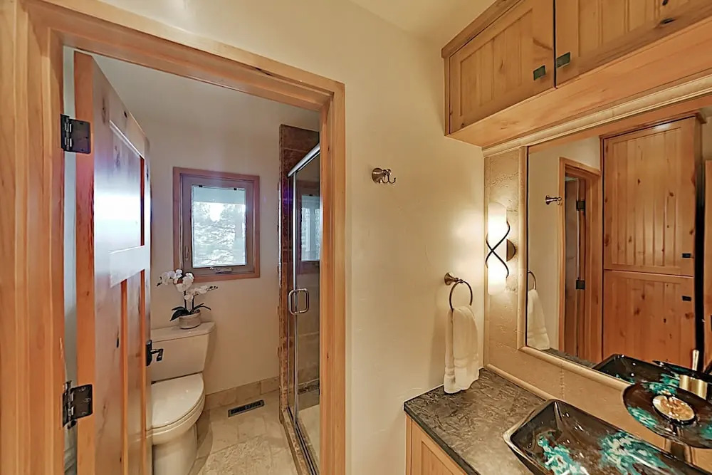 400fairg 3 Bedroom Condo