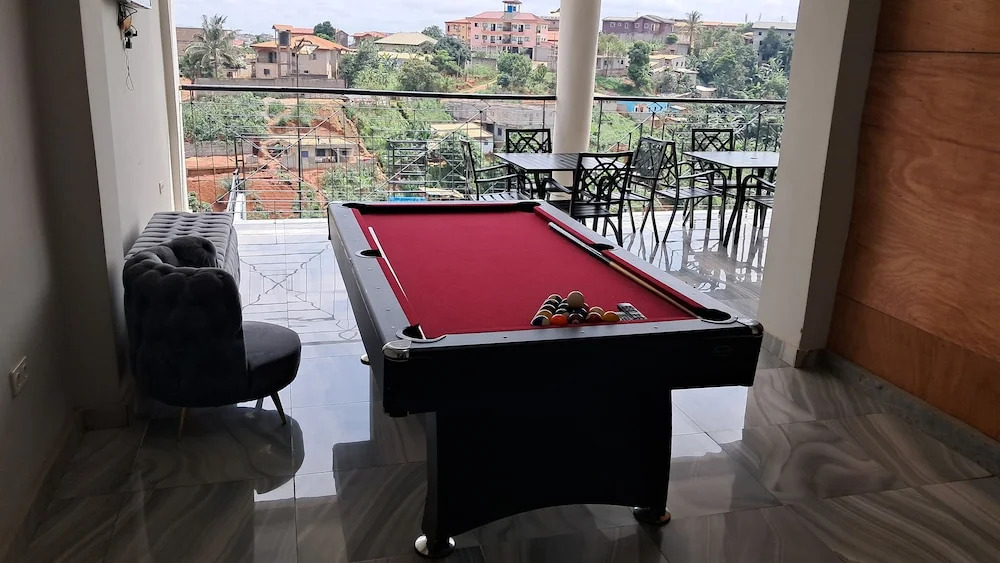 CINCINNATI HOTEL YAOUNDE