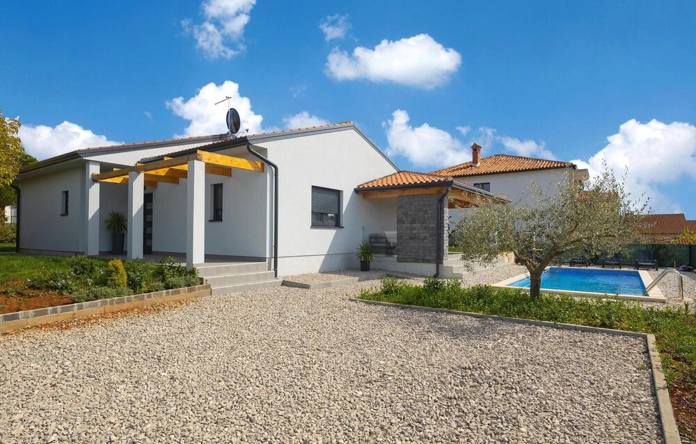 Pet Friendly Home In Novigrad