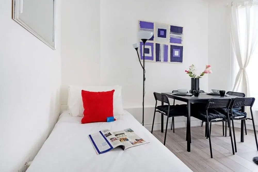 The Armadale Road Residence I