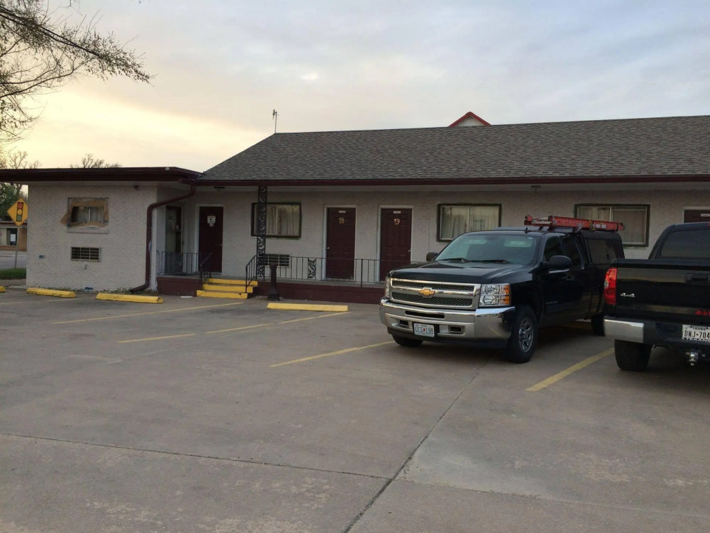 Stardust inn