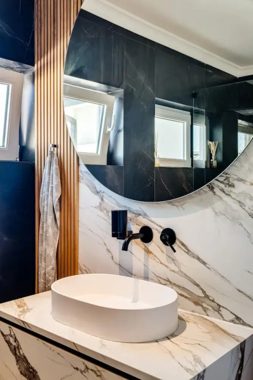 Camps Bay Villa w Pool Gym Studio Aqua Terra