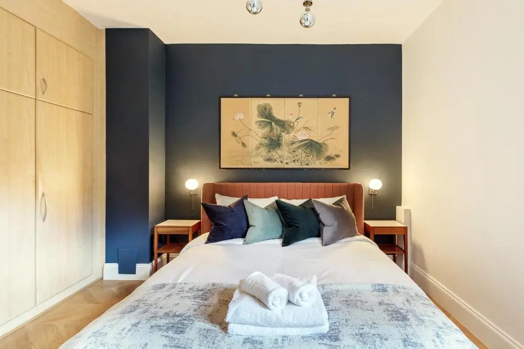 Garden Flat by Notting Hill Gate Station
