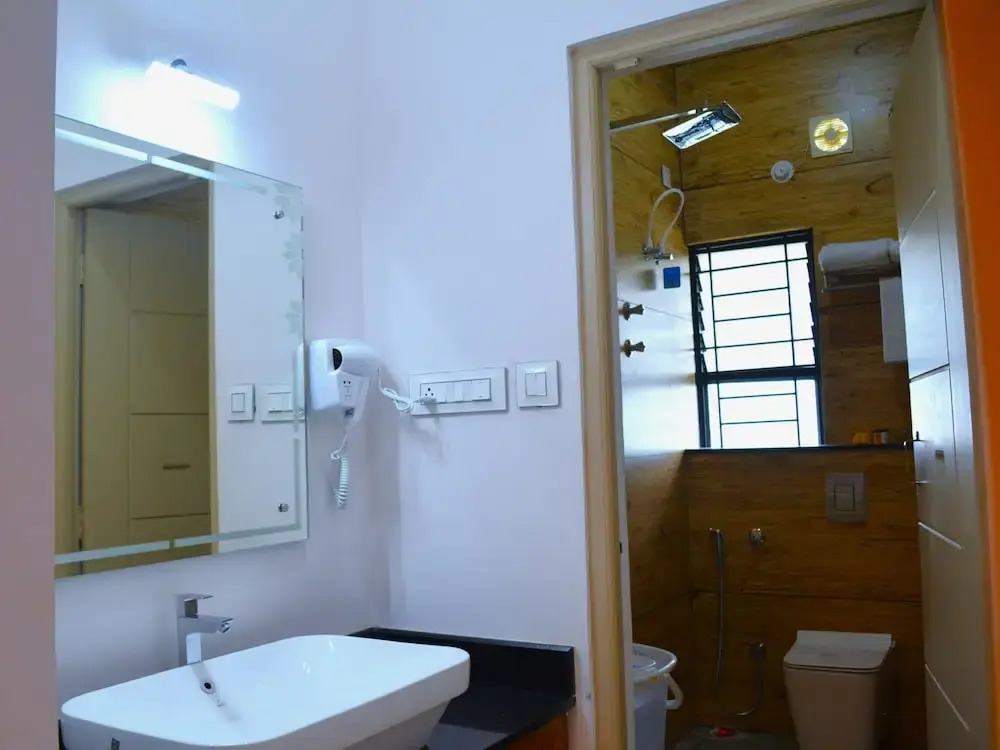 City Service Apartment
