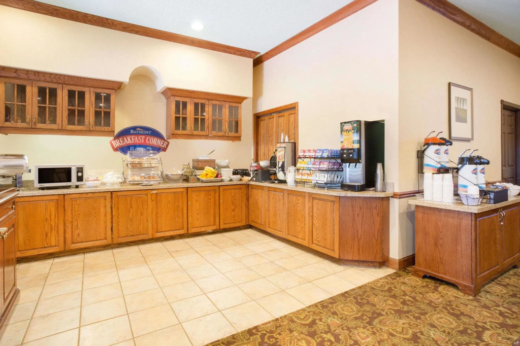 Comfort Inn & Suites Tempe Phoenix Sky Harbor Airport