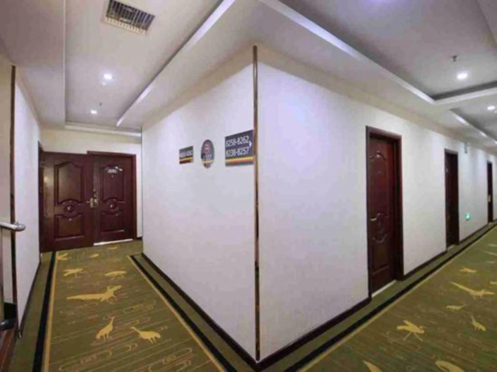 Super 8 Hotel (Zhangjiawan)