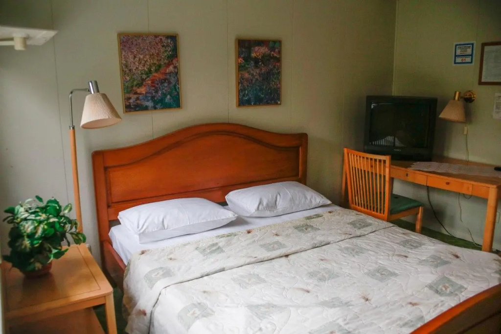 Guest House Yerino