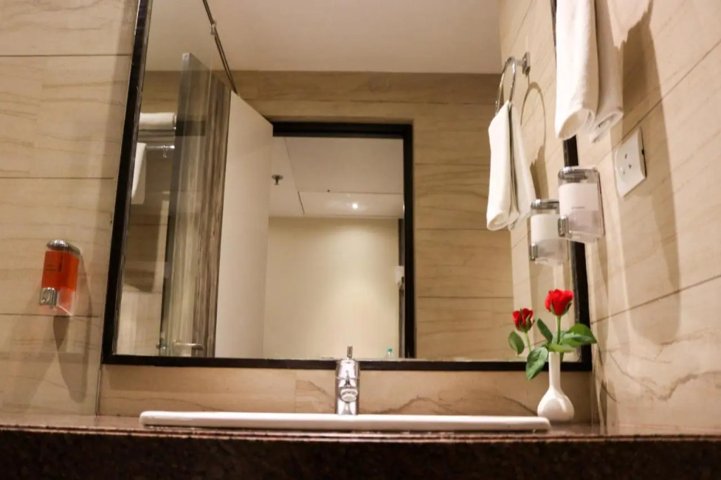 7 Apple Hotel, Vadodara