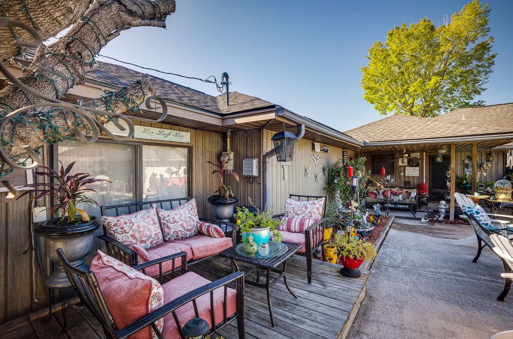 Spacious Bryan Vacation Rental w/ Pool & Patio!
