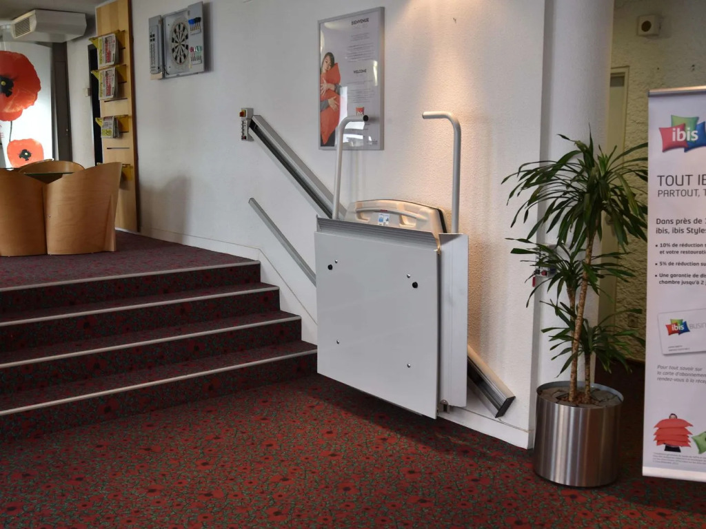 ibis Rochefort