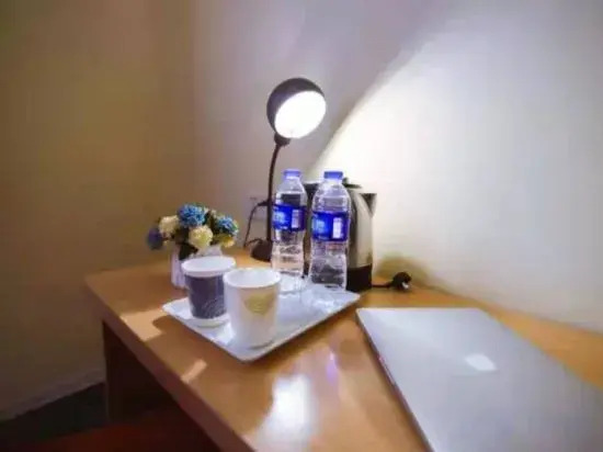 Home Inn (Luoding Dagang East Road)