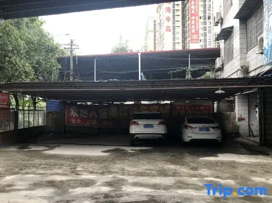 OYO Jiangyou Meijia Hotel
