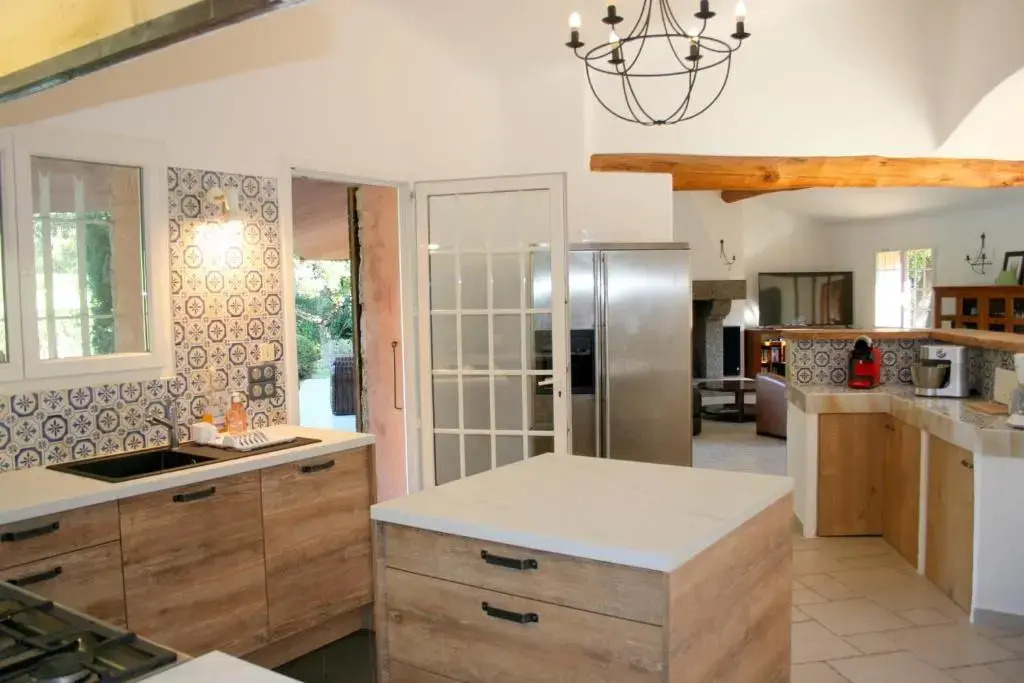 Villa de standing 14 personnes piscine plage 5min le paradis