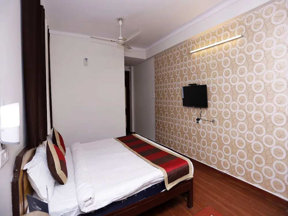OYO 3395 Hotel Arjun