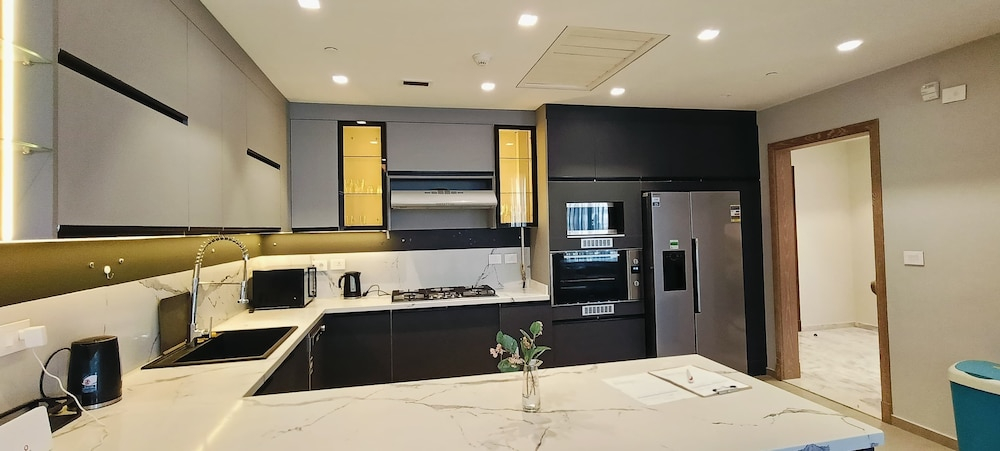 ELITE Comfort 4BR Apartment AeonTowers