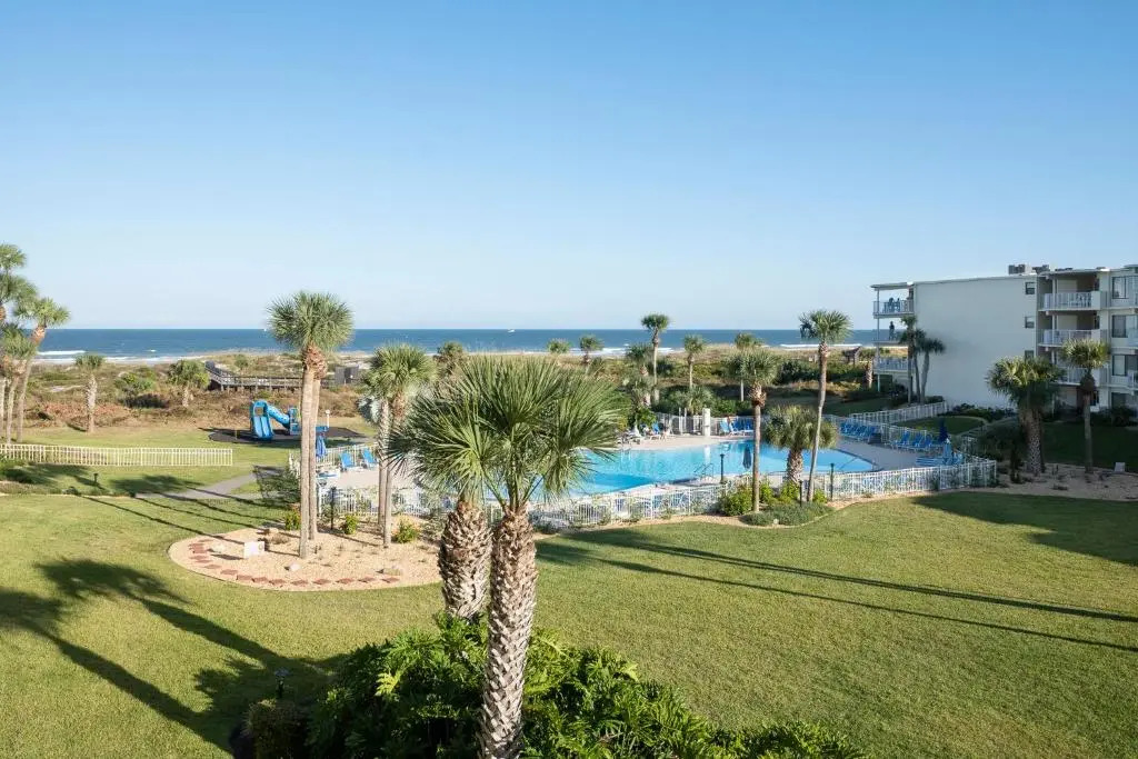 Colony Reef 2310, 3 Bedrooms, Sleeps 6, Ocean View, 2 Pools (1 heated), Elevator
