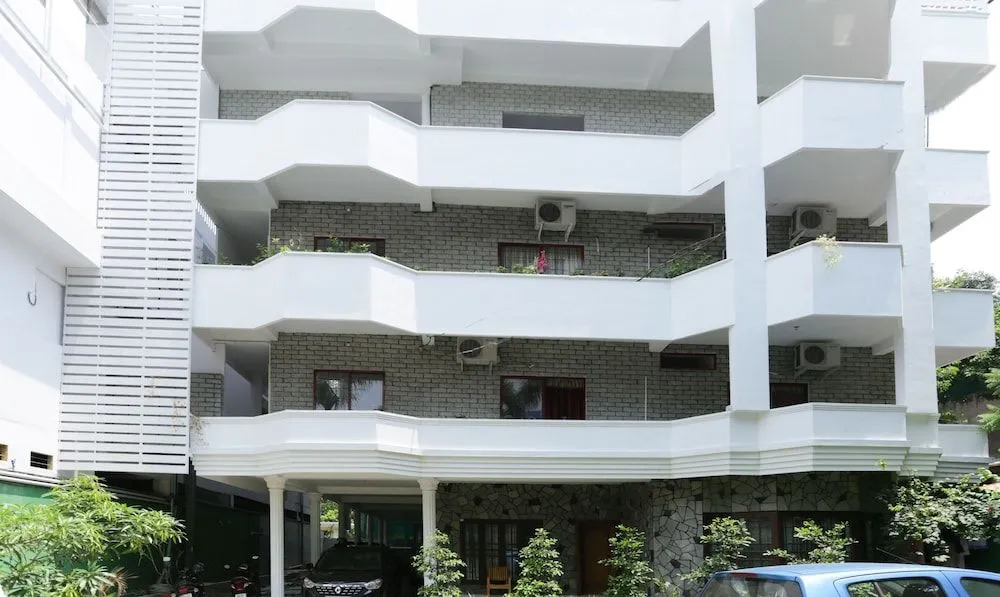 Super Collection O Vazhakkala Kakkanad