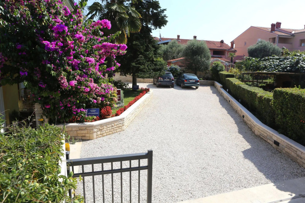 Apartments Davorka