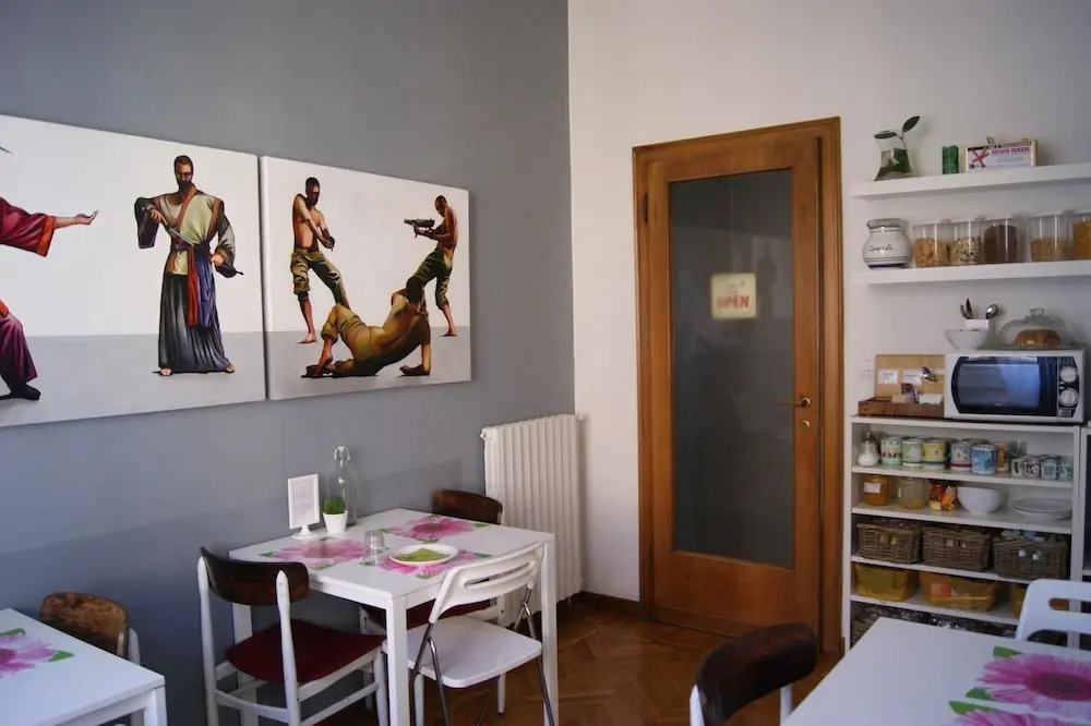 ayHOME b&b