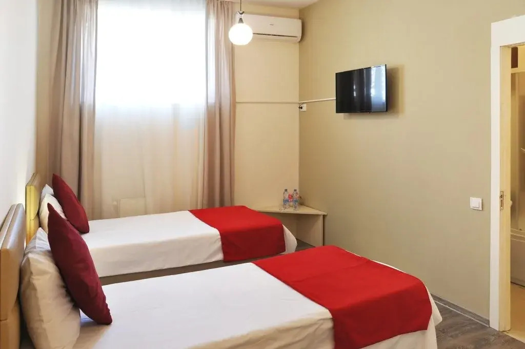 Hotel Nameless
