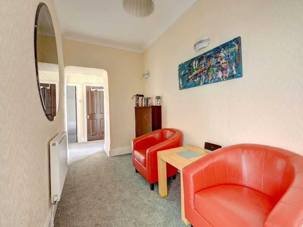 Bright, Spacious Apartment in Tenby, Looking out Onto Castle Beach