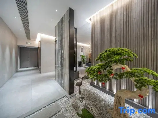 Monster E-sports Hotel (Cixi City Center Branch)