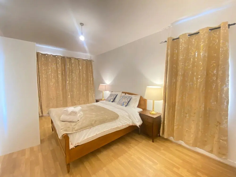 London City Escape With 2 Bedrooms