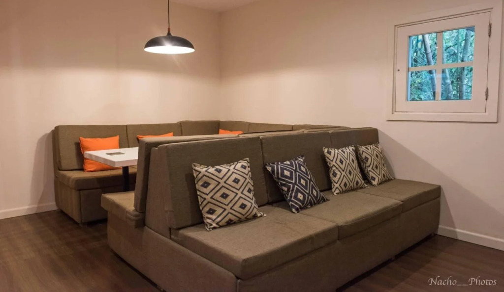 Kame House Backpackers - Hostel - Adults Only