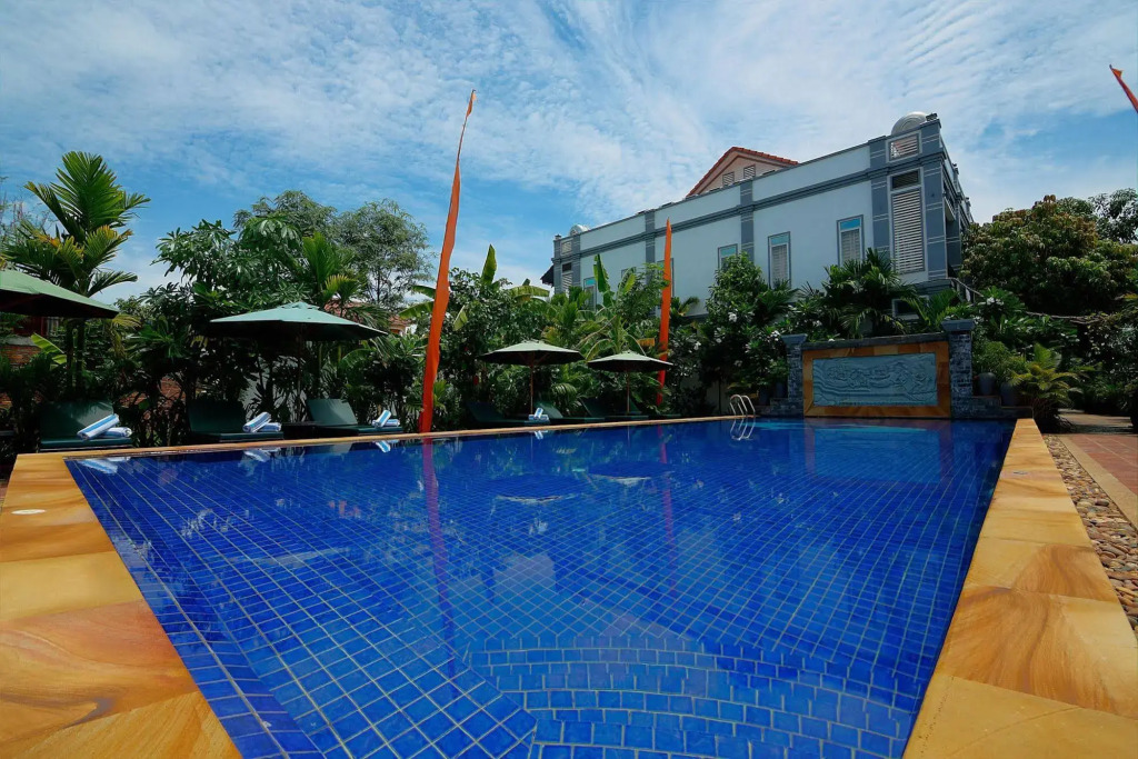 Mango Angkor Boutique