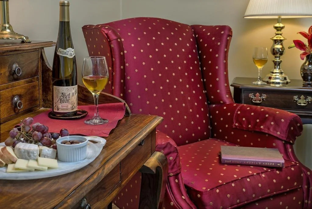 Ravenscroft Inn