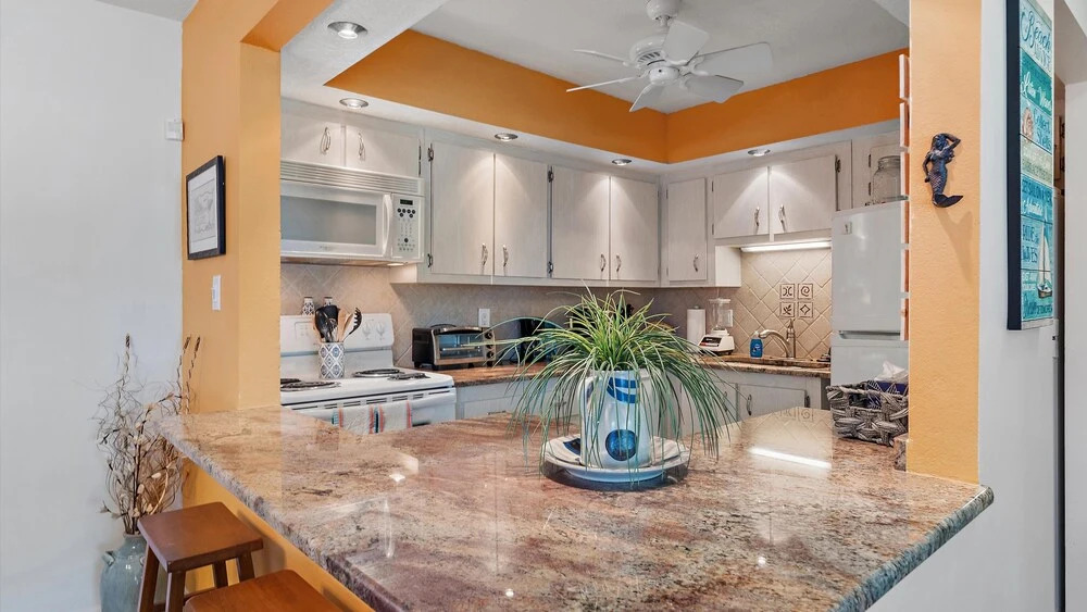 Serenity On Sutton 2 Bedroom Townhouse by RedAwning
