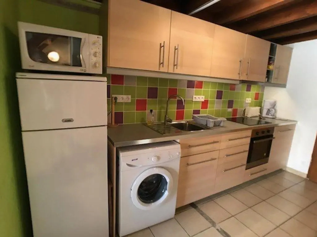 Charmante Villa T3 avec Terrasse, Parking et Proximité Plage - Idéale Familles, 5 Couchages - FR-1-81-472