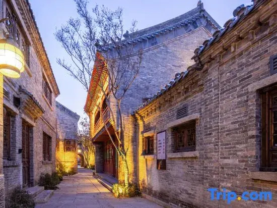 Mingshui Ancient City Lingqian Inn