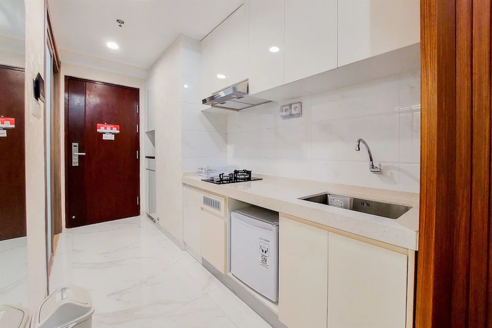 Fully Furnished And Simply Studio At Sky House Bsd Apartment