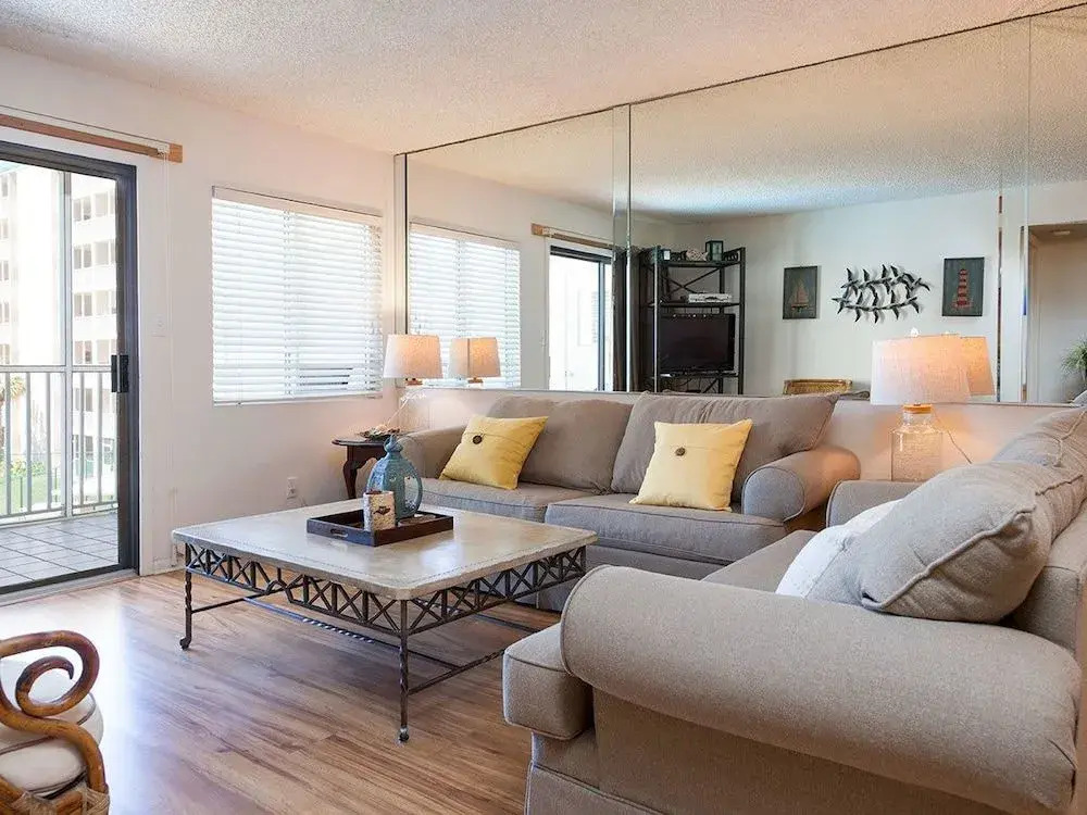 Gulf Shore Condo #317 - 2 Br condo by RedAwning