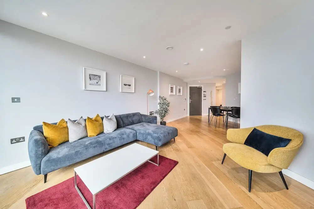 Roomspace Serviced Apartments - Churchyard Row