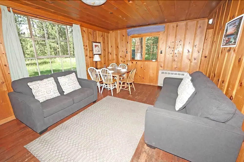 3901 Azure Avenue 2 Bedroom Cabin
