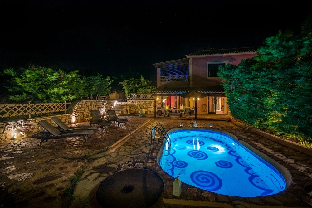 Athenea Villas, Private Pools & Gardens