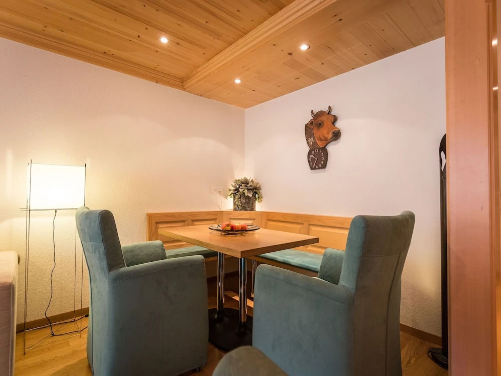 Luxurious Chalet in Zweisimmen near Ski Area