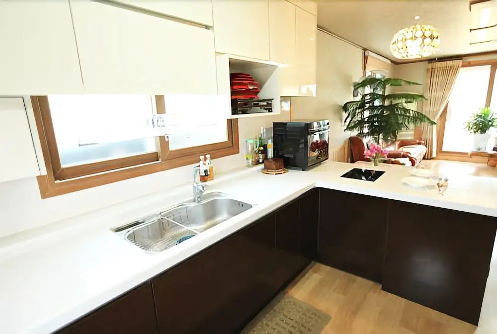Jeju Happy Cabin Pension