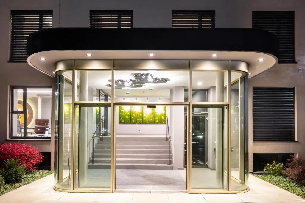 Golden Ball, Exclusive Serviced Apartments Munich
