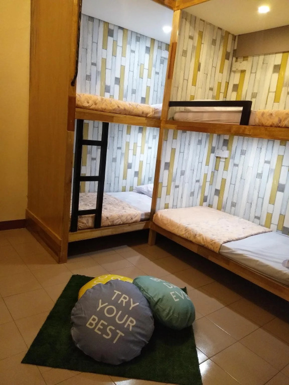 Escape Backpackers KK