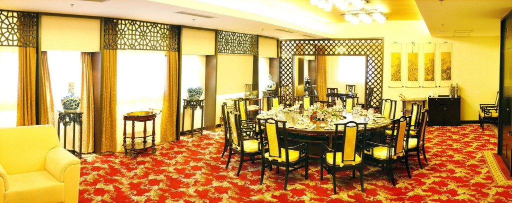 Elegance Hotel Tianjin