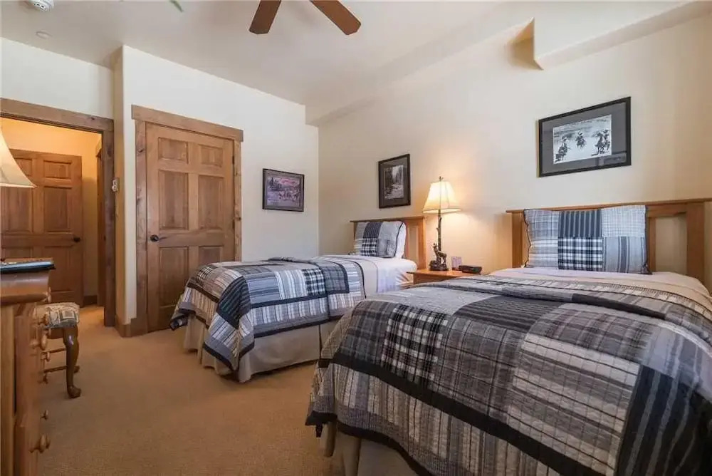 3306 Champagne Lodge, Trappeur's Crossing Apartment 2
