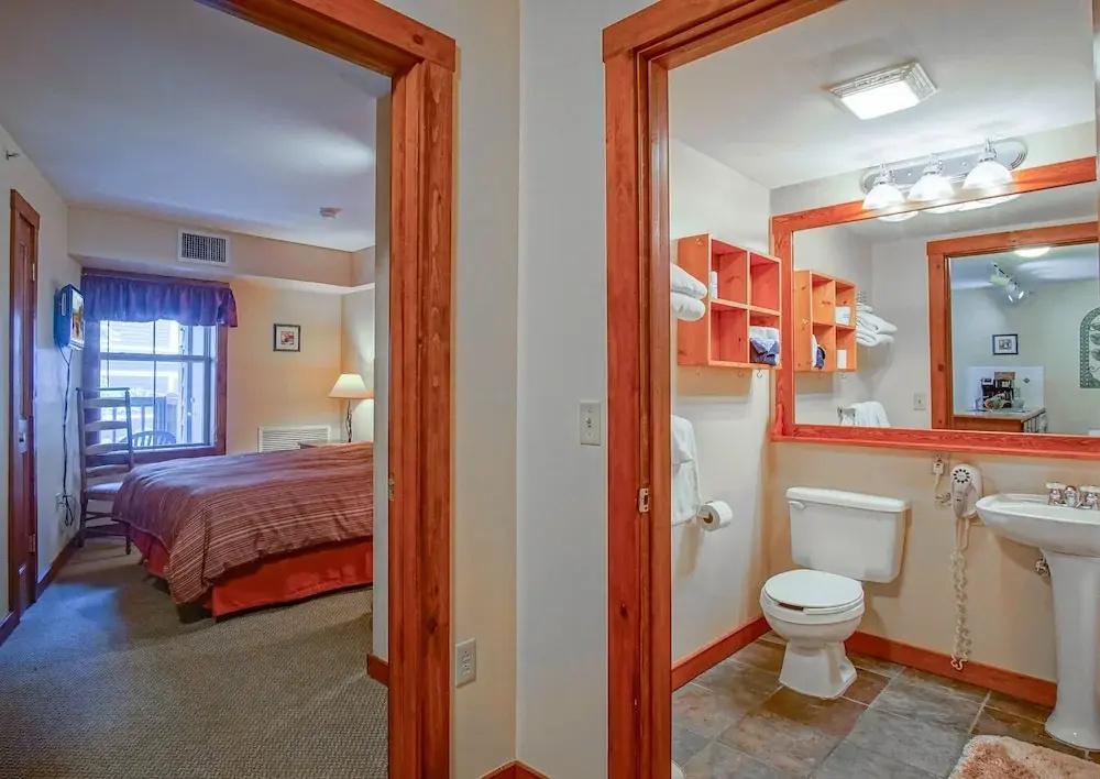 Rimfire 460 - Good & Plenty - Slope Side, Steps from Village 1 BR Condo