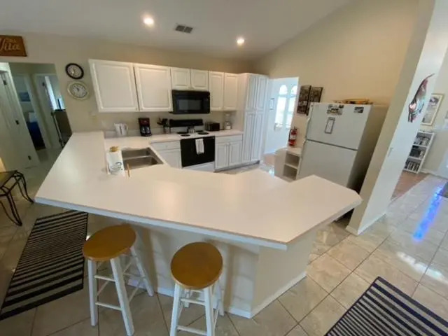 1938BEP - Golf front, split floor plan!