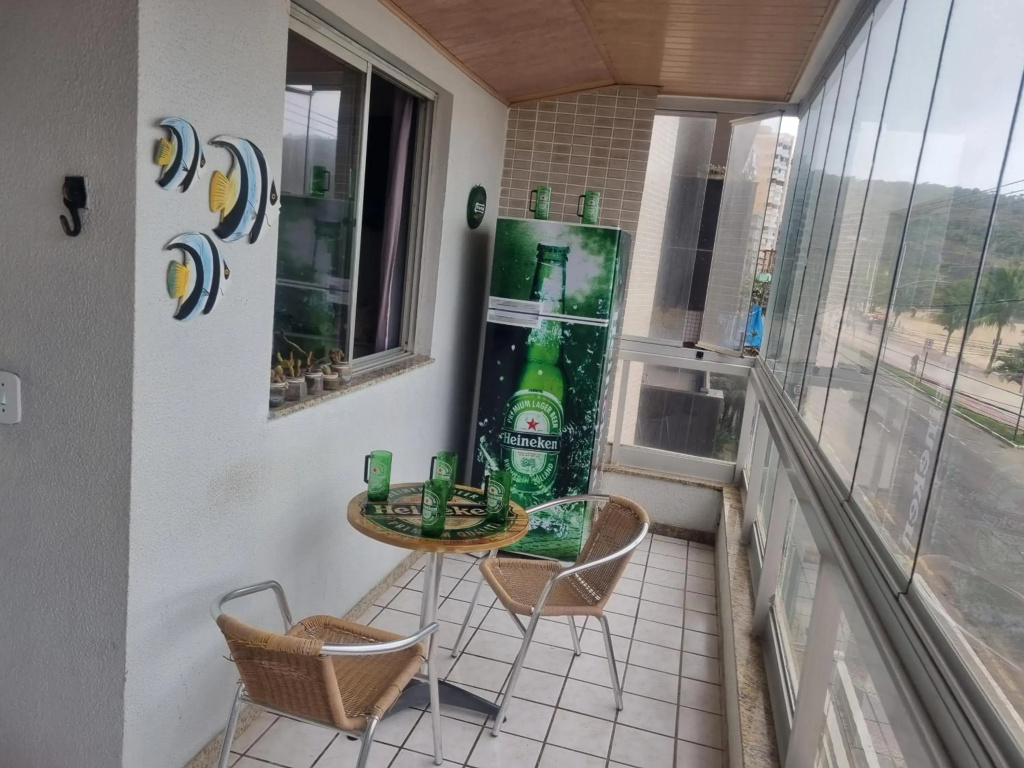 Apartamento Frente para o Mar-PÉ NA AREIA -VISTA TOTAL PARA O MAR -ÁREA DE CHURRASCO PRIVATIVA COBERTA-WIFI-NETFLIX -DISNEY PLUS -STARMAX- HBO MAX - JOGOS- FIRE TV STICK POR COMANDO DE VOZ- TV DE ASSINATURA EM TODOS OS QUARTOS