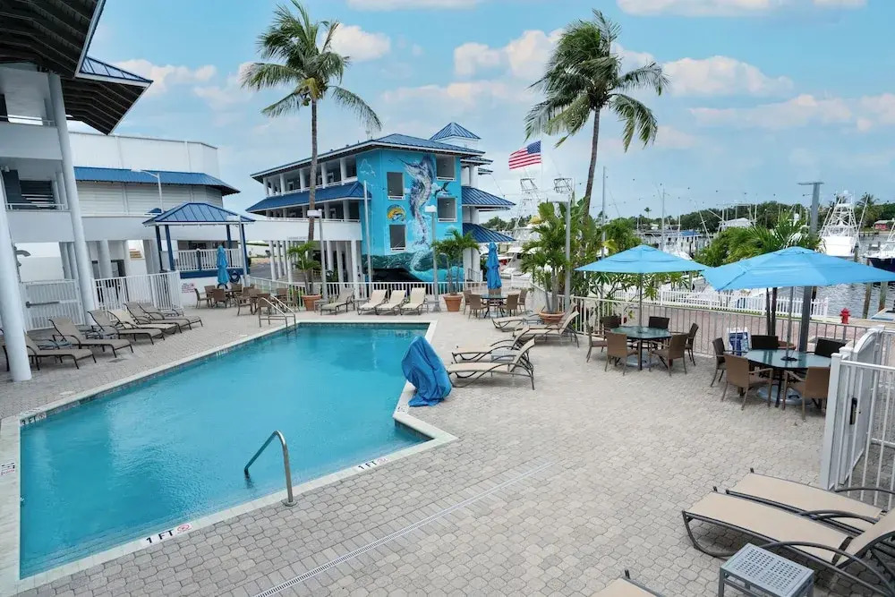 Pirates Cove Resort and Marina - Stuart