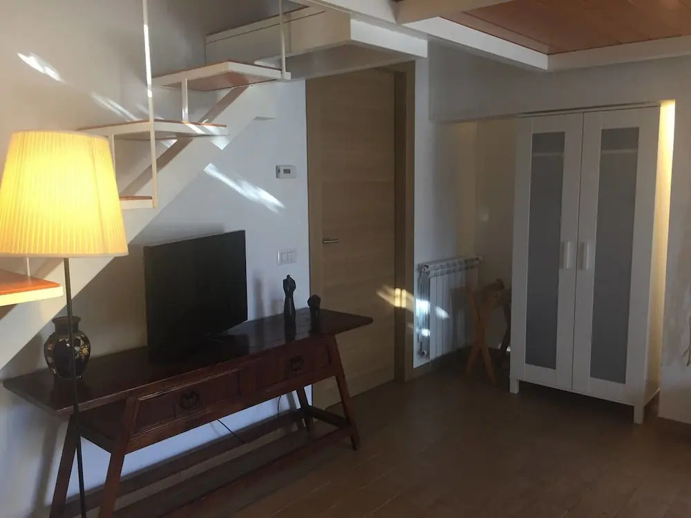 Ara Town House